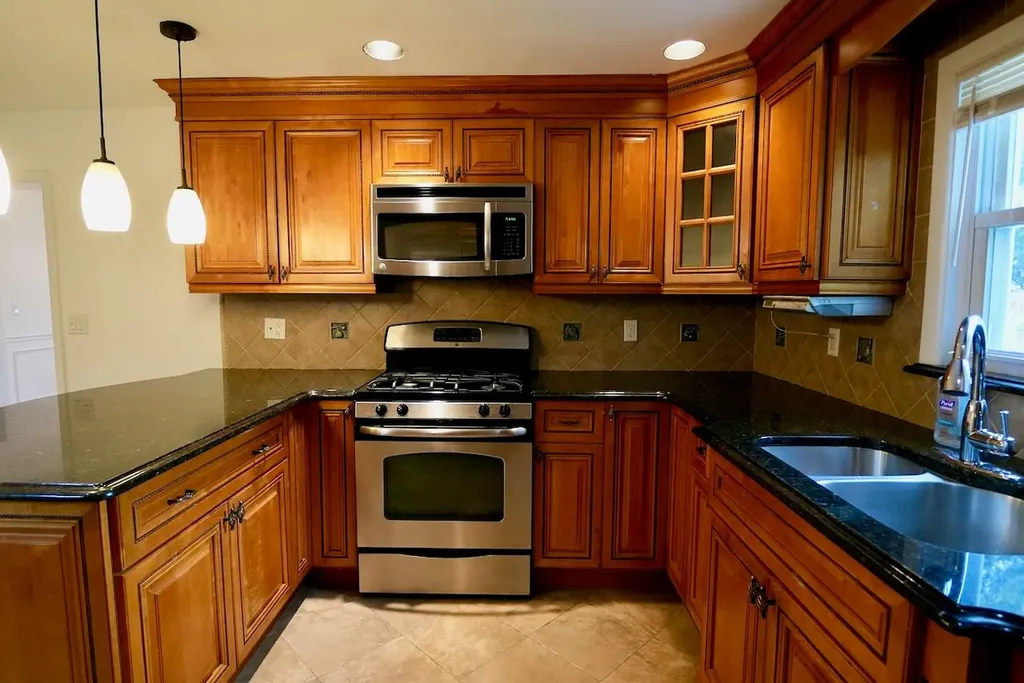 332 Sterling Avenue Mamaroneck NY 10543