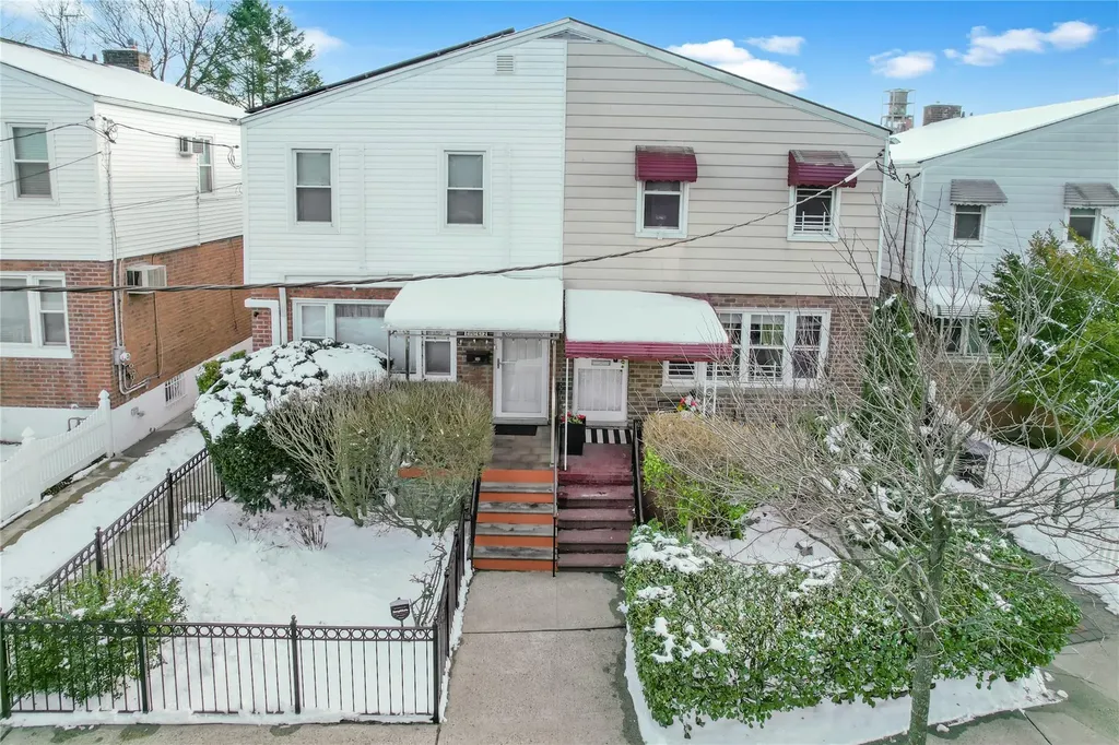 2862 Roosevelt Avenue Bronx NY 10465