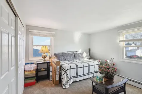 29 Whitfield Lane Coram NY 11727