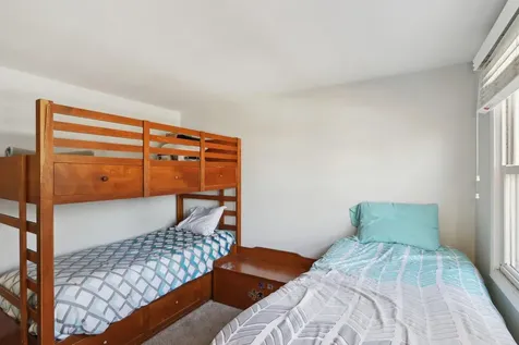 29 Whitfield Lane Coram NY 11727