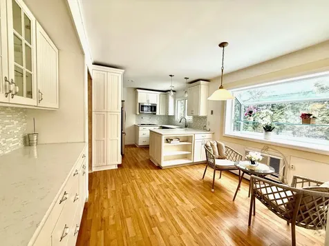 36 Shelbourne Lane Stony Brook NY 11790