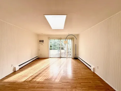 36 Shelbourne Lane Stony Brook NY 11790