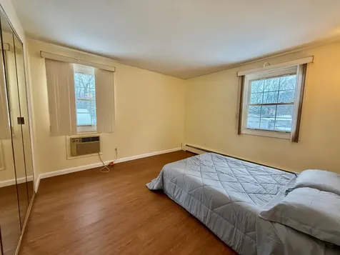 36 Shelbourne Lane Stony Brook NY 11790