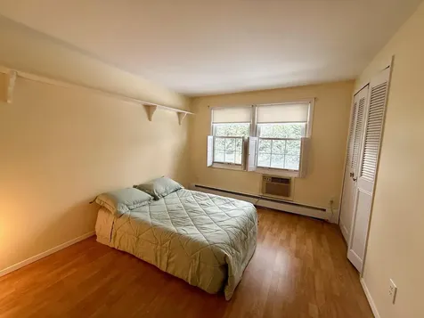 36 Shelbourne Lane Stony Brook NY 11790