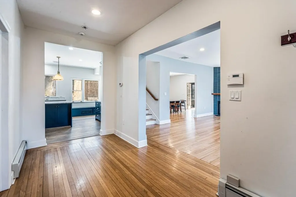 4456 Waldo Avenue Bronx NY 10471