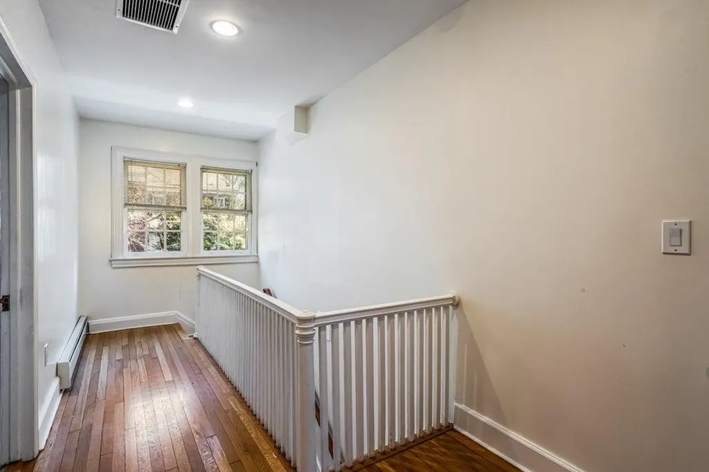 4456 Waldo Avenue Bronx NY 10471