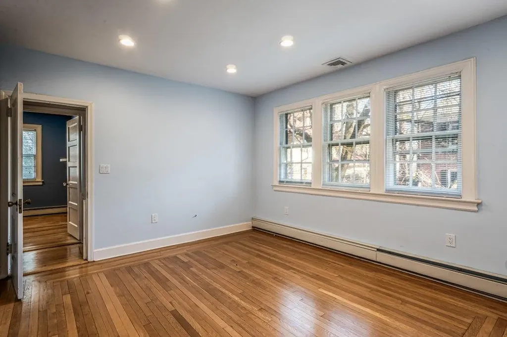 4456 Waldo Avenue Bronx NY 10471