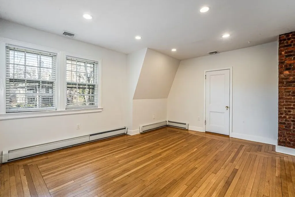 4456 Waldo Avenue Bronx NY 10471