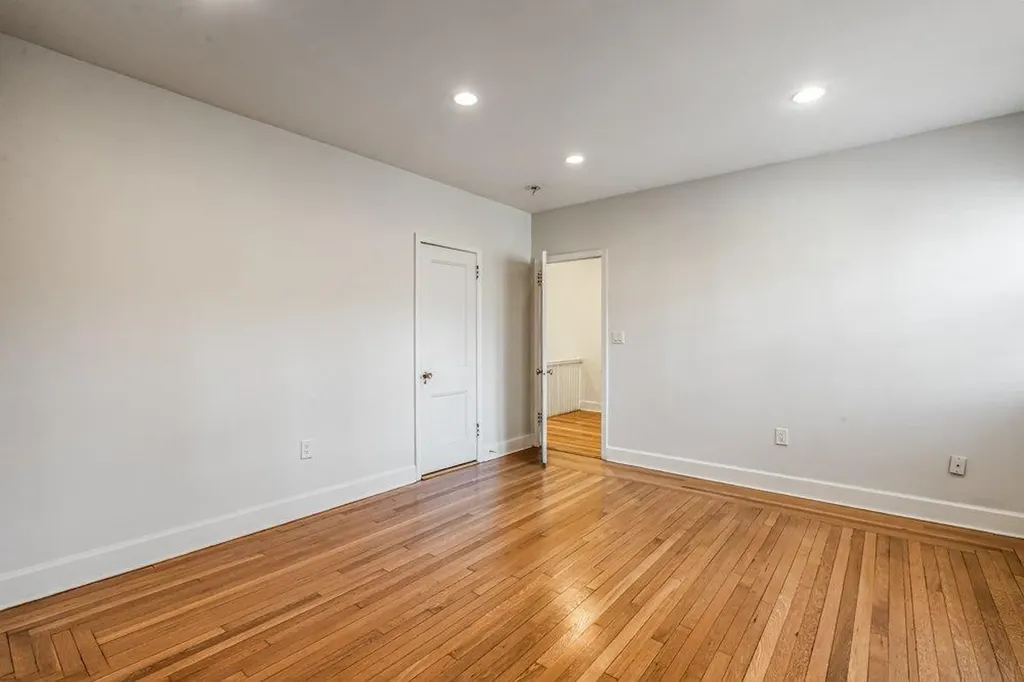 4456 Waldo Avenue Bronx NY 10471