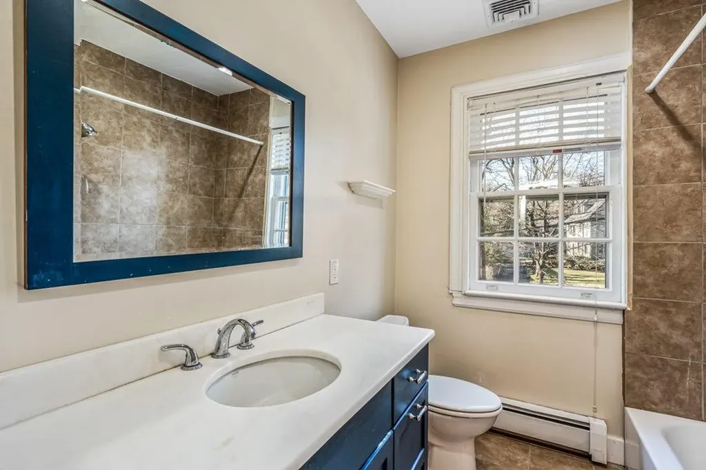 4456 Waldo Avenue Bronx NY 10471