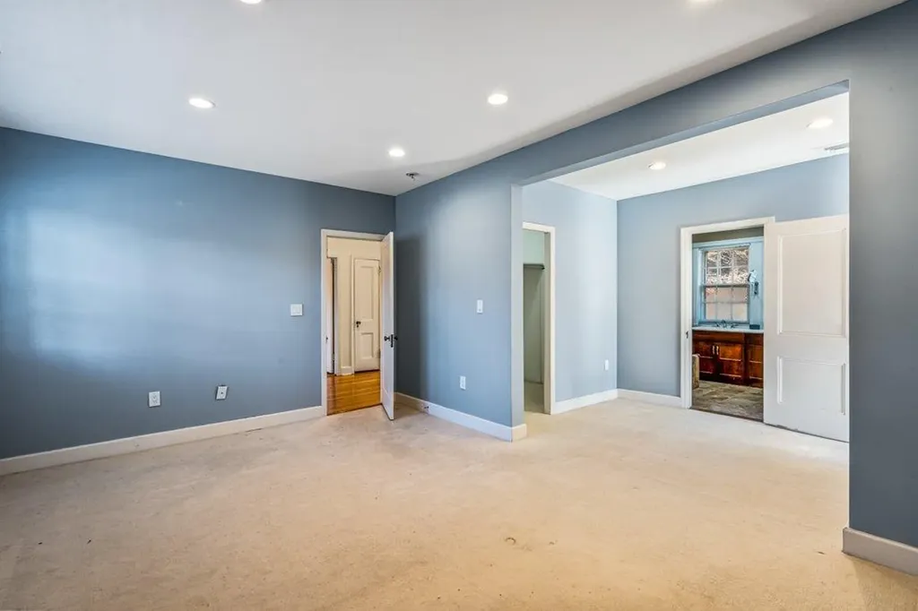4456 Waldo Avenue Bronx NY 10471