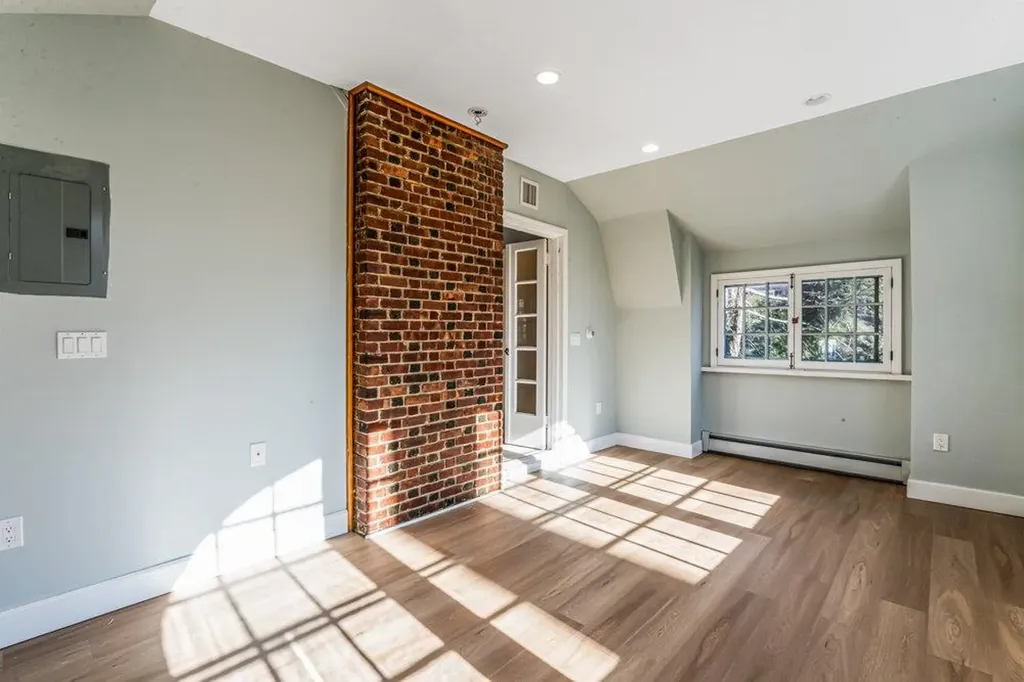 4456 Waldo Avenue Bronx NY 10471