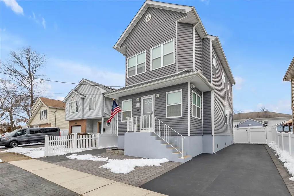 117 Ocean Avenue Bellmore NY 11710