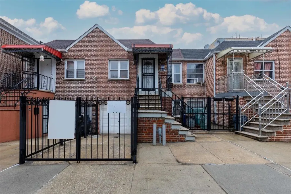 1981 Gleason Avenue Bronx NY 10472