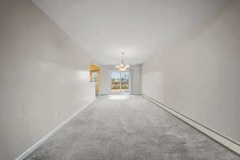 55 Waterman Court Babylon NY 11702