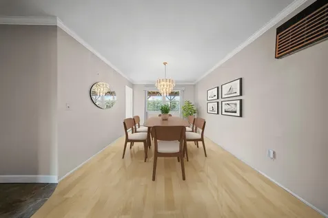 55 Waterman Court Babylon NY 11702