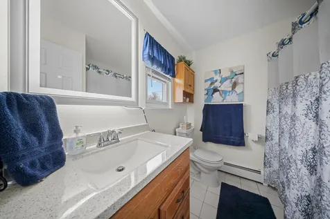 55 Waterman Court Babylon NY 11702