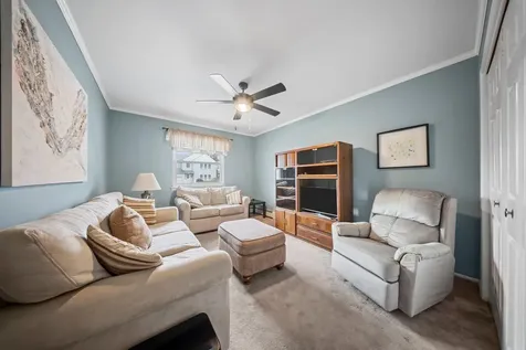 55 Waterman Court Babylon NY 11702