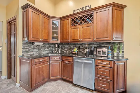 55 Waterman Court Babylon NY 11702