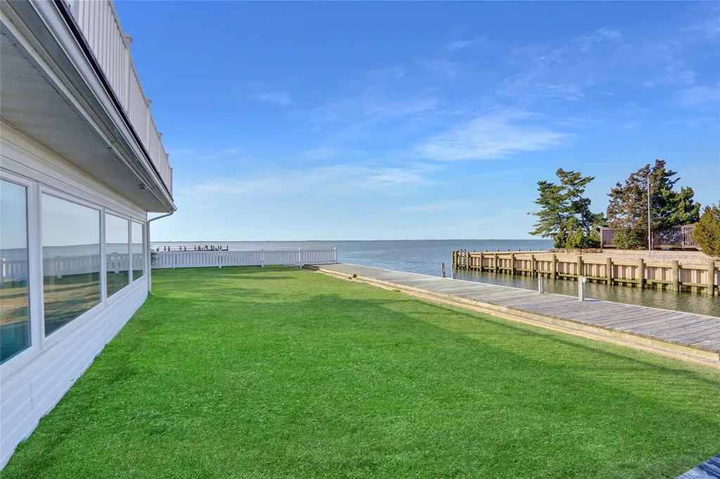 71 Leewater Avenue Massapequa NY 11758