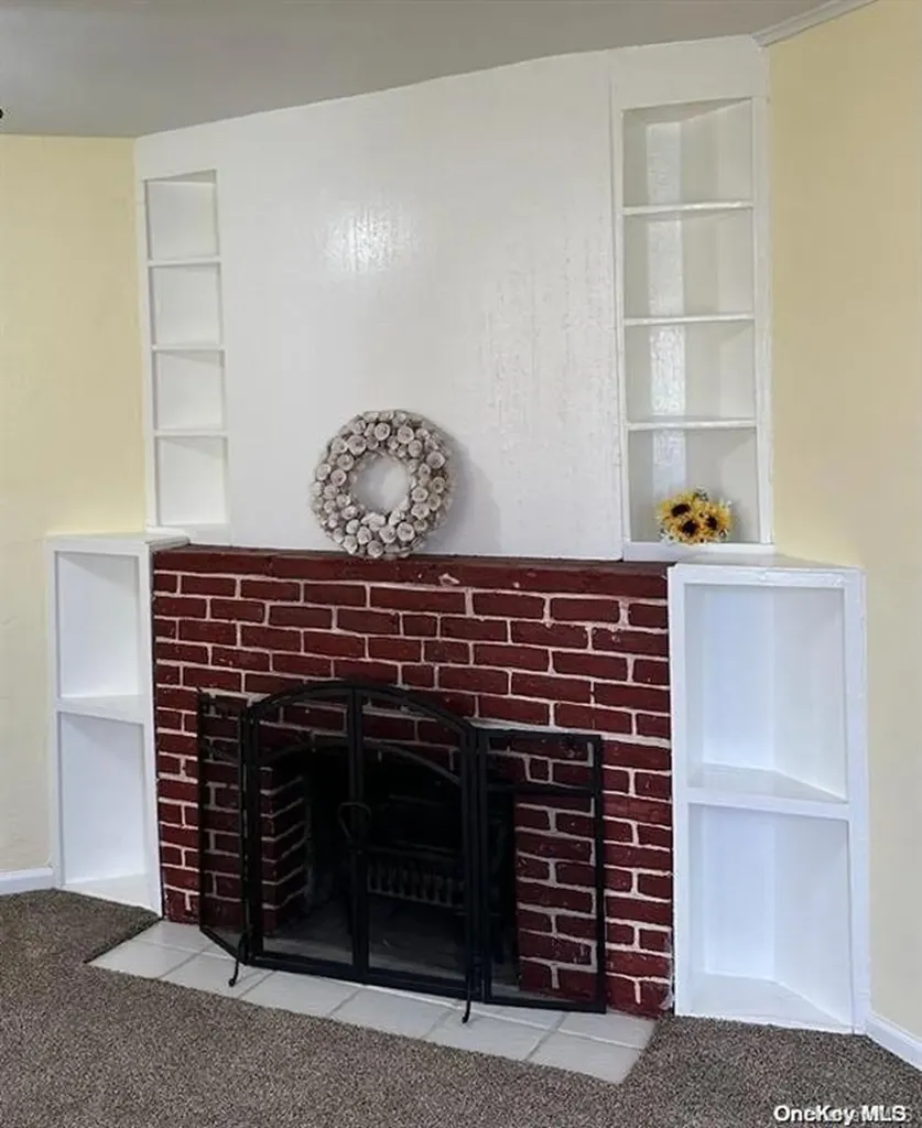 66 Gordon Avenue West Babylon NY 11704