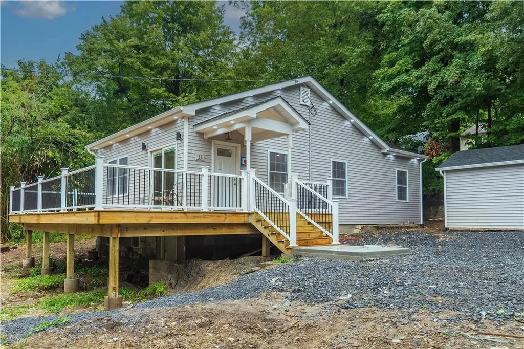 11 Lookout Trail Monroe NY 10950