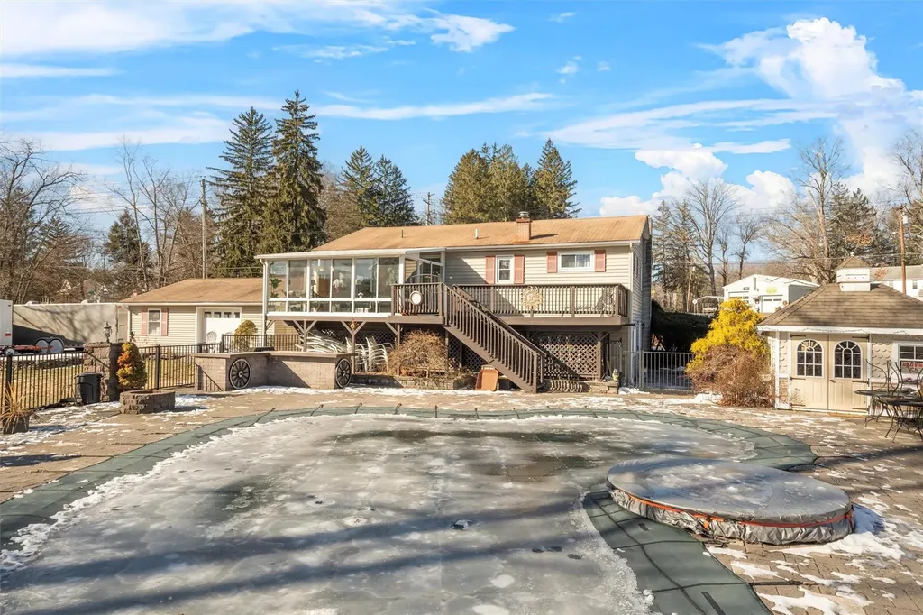 507 County Route 50 New Hampton NY 10958