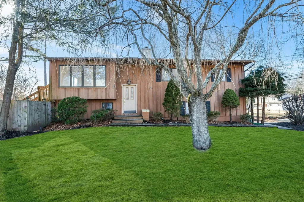 34 John Street Shoreham NY 11786