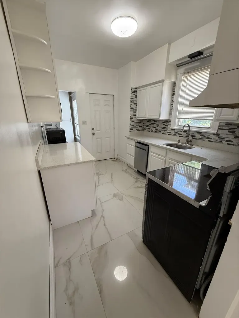 755 Calhoun Avenue Bronx NY 10465