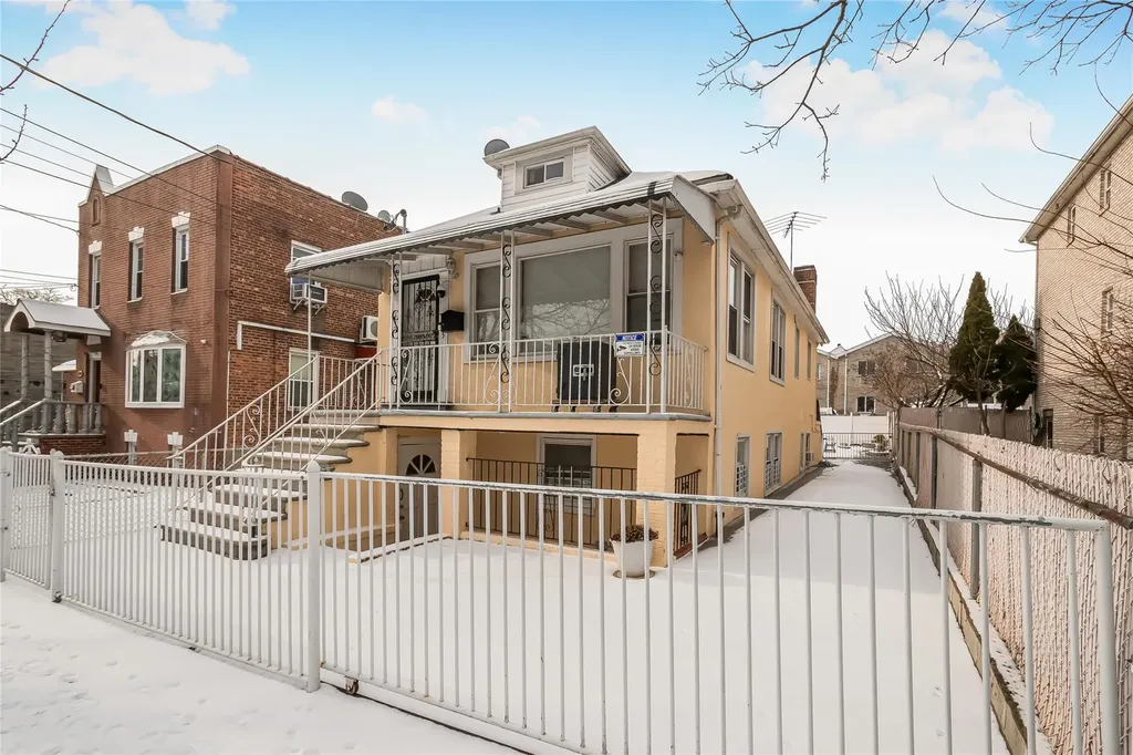 755 Calhoun Avenue Bronx NY 10465