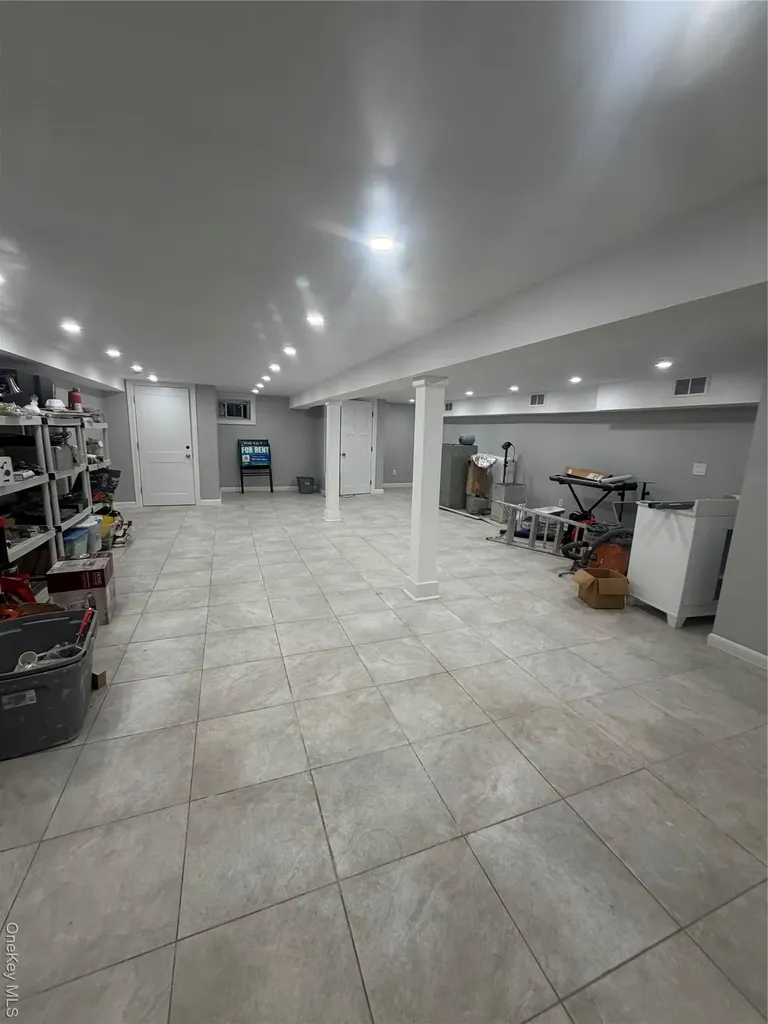 2410 Boston Post Road Larchmont NY 10538