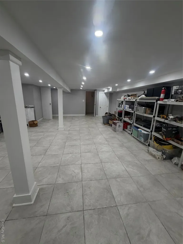 2410 Boston Post Road Larchmont NY 10538