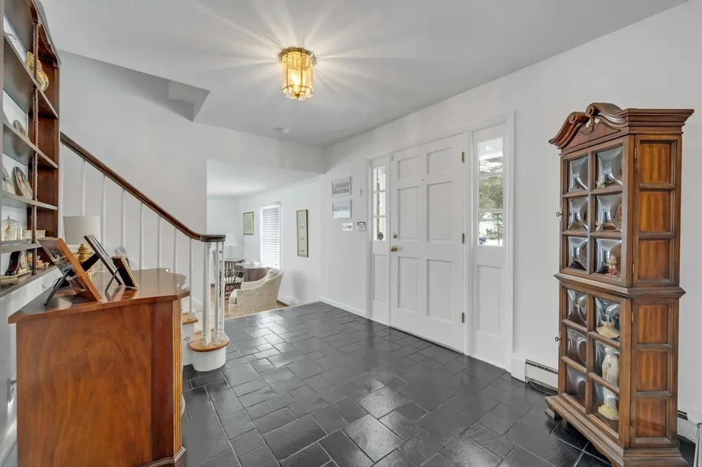 5 Grove Road Bedford NY 10506