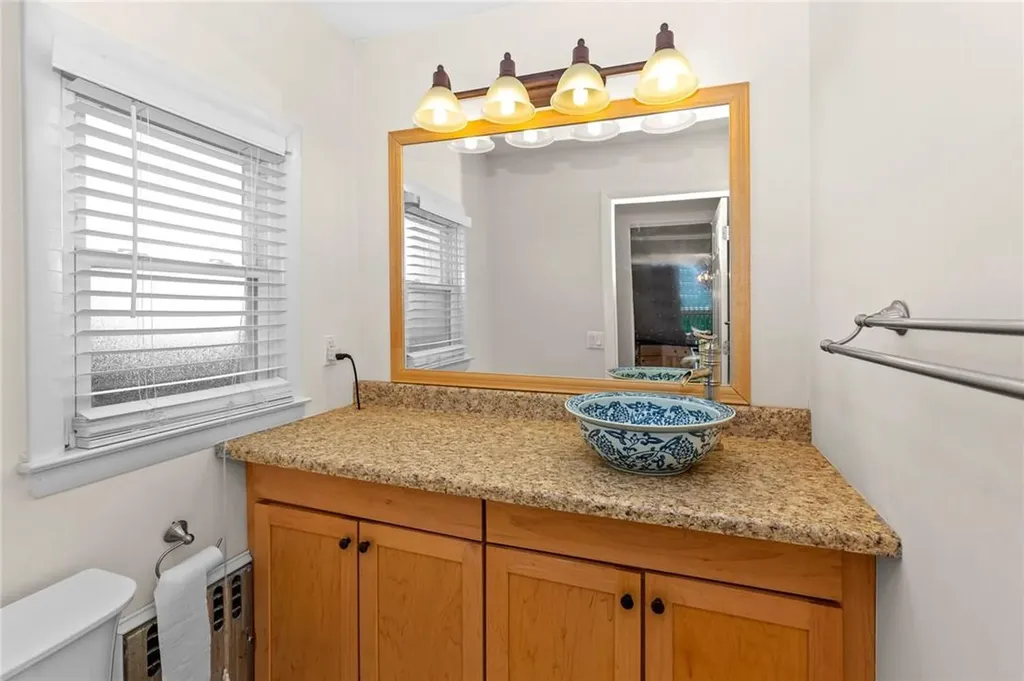 16 Parkview Court White Plains NY 10603