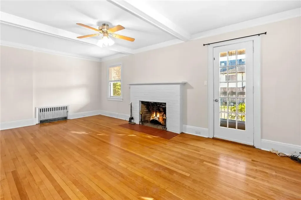 16 Parkview Court White Plains NY 10603