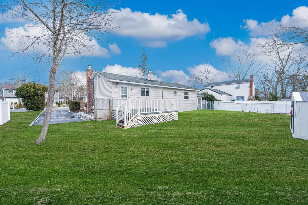 62 Cranford Boulevard Mastic NY 11950