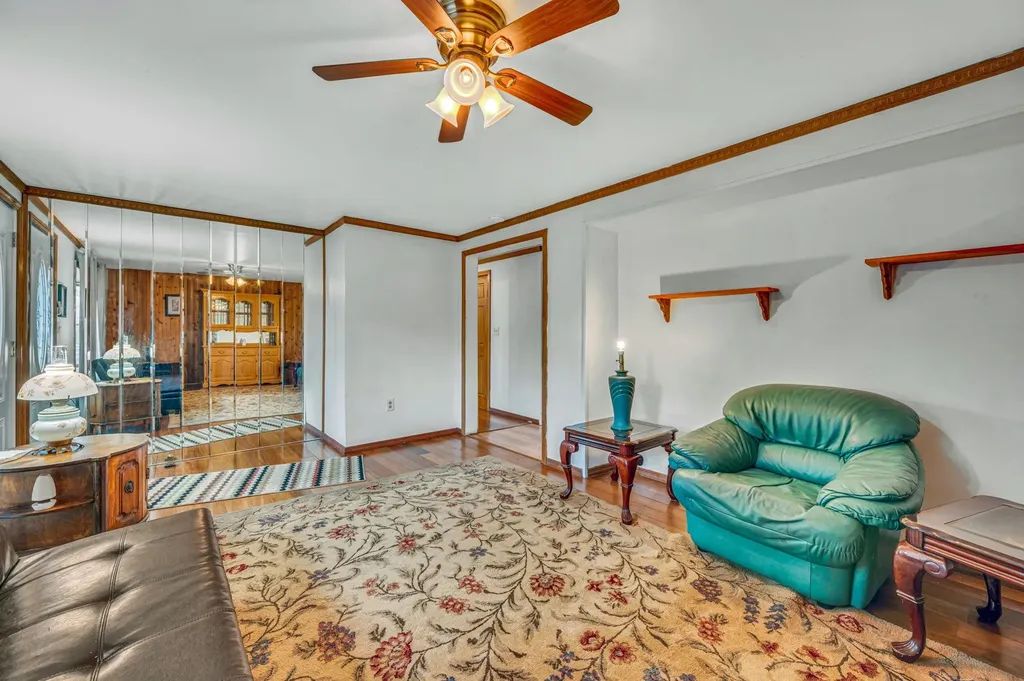 62 Cranford Boulevard Mastic NY 11950