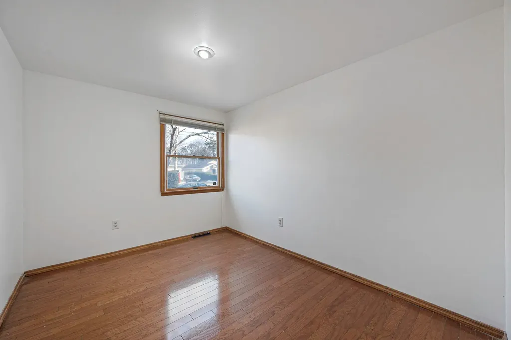 62 Cranford Boulevard Mastic NY 11950