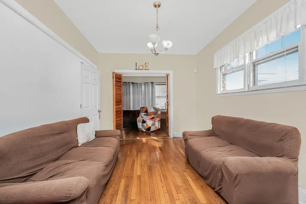 148 Oliver Avenue Yonkers NY 10701