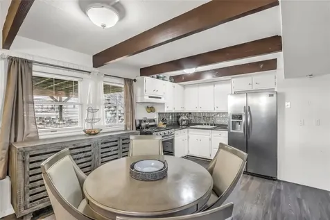 325 Old Town Road East Setauket NY 11733