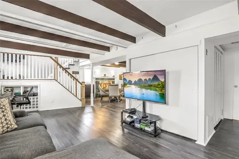 325 Old Town Road East Setauket NY 11733