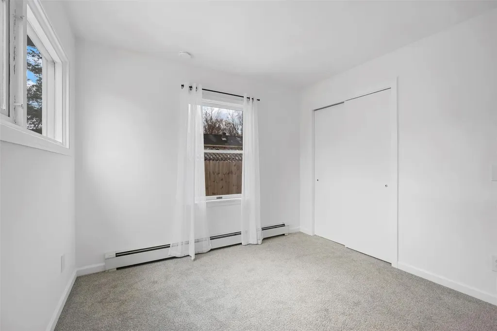 4 Hennessey Place Poughkeepsie NY 12601