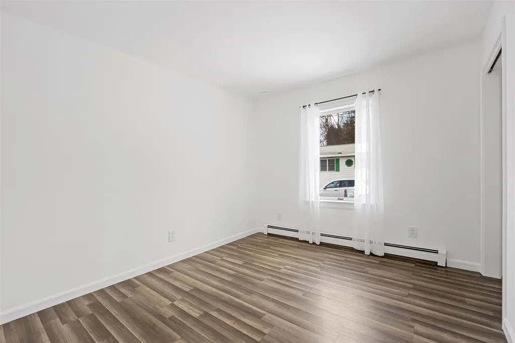 4 Hennessey Place Poughkeepsie NY 12601