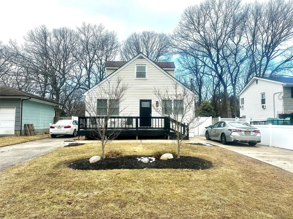 128 Smithtown Polk Boulevard Brookhaven NY 11720