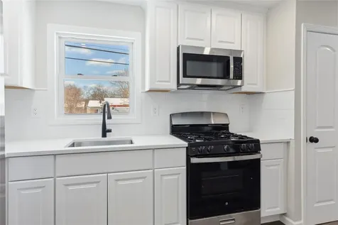 649 Bourdois Avenue Bellport NY 11713