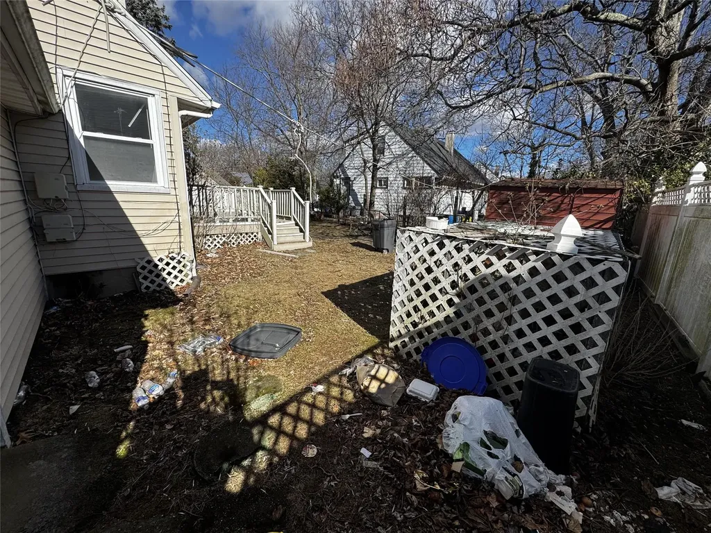 2 Ronald Drive S Amityville NY 11701