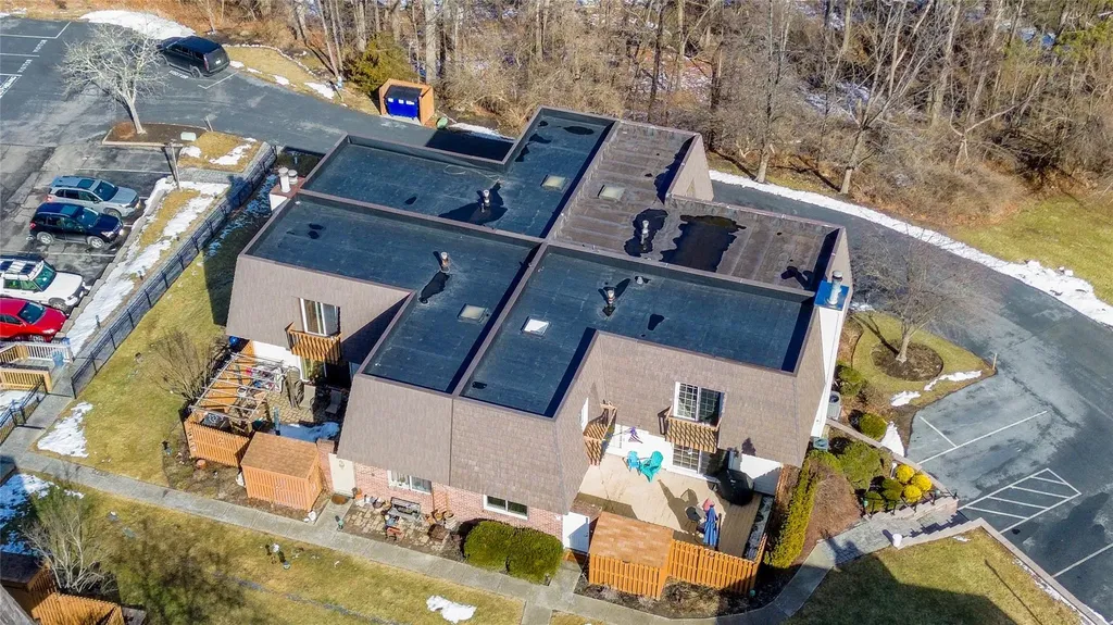 16 Laudaten Way Warwick NY 10990