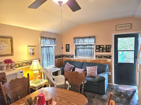 48 22nd Street Wading River NY 11792