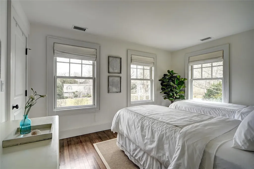 51 Sherrill Road East Hampton NY 11937