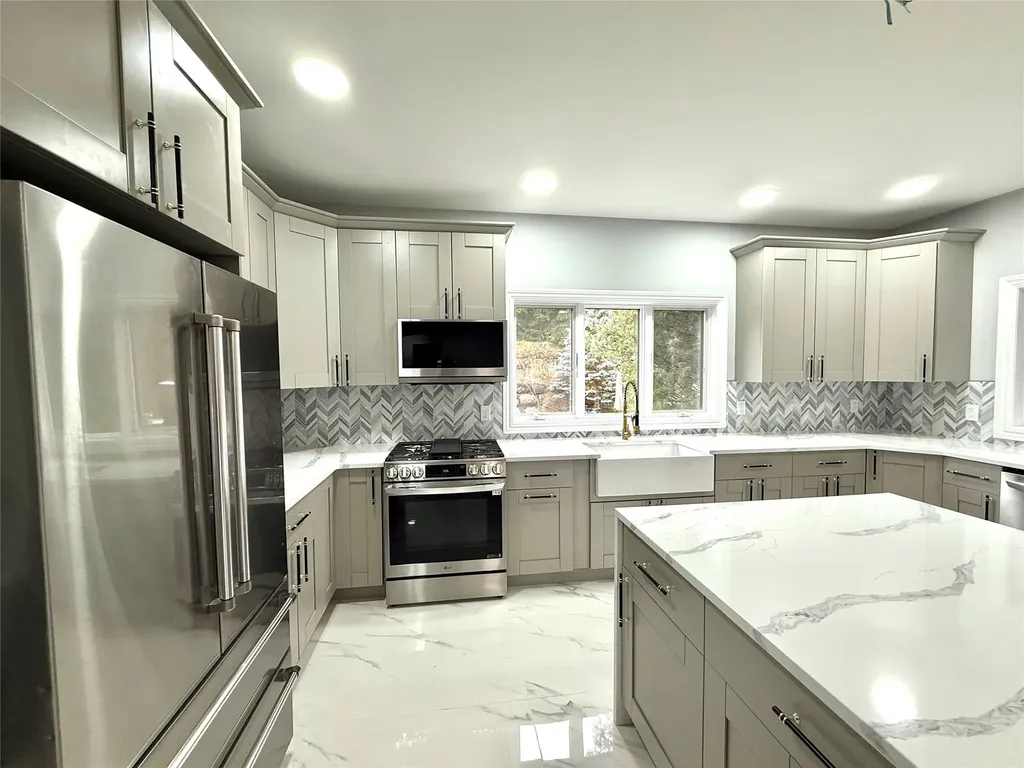 6 Sandyfields Lane Stony Point NY 10980